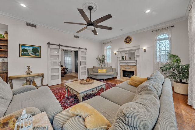 8 Buccaneer Court, Fort Worth, TX 76179