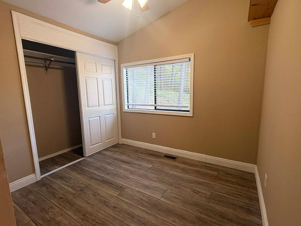 Image 20 of property listing at 39737 Road 274 # 63, Bass Lake, CA 93604