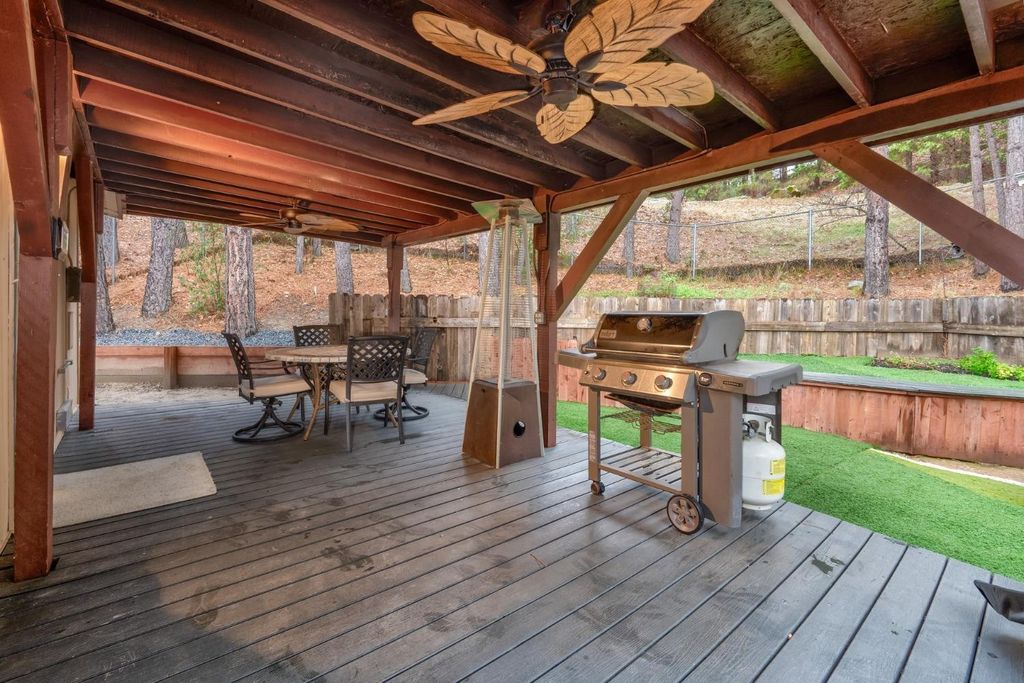 Image 23 of property listing at 39737 Road 274 # 63, Bass Lake, CA 93604