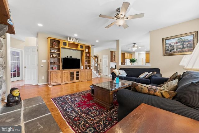 510 WHEATLAND CT, Lincoln University, PA 19352