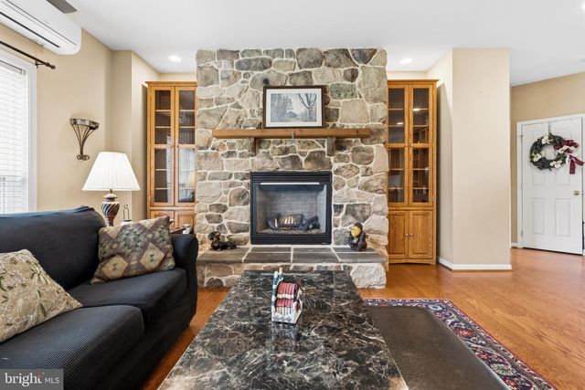 510 WHEATLAND CT, Lincoln University, PA 19352