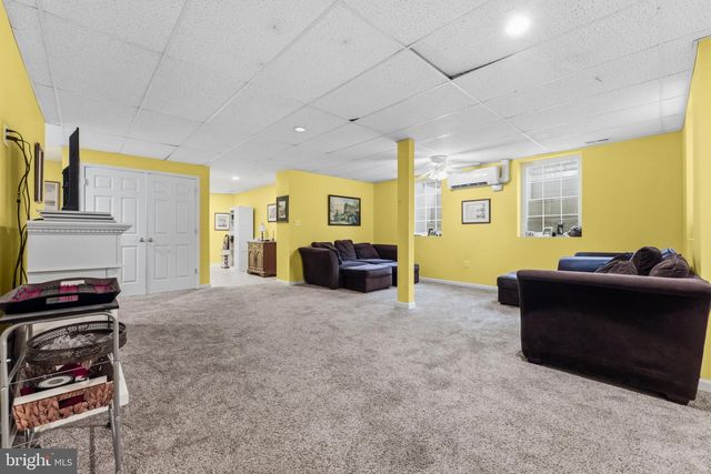 510 WHEATLAND CT, Lincoln University, PA 19352