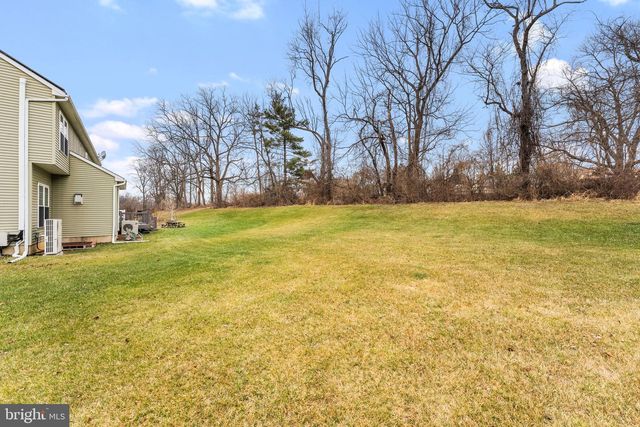 510 WHEATLAND CT, Lincoln University, PA 19352