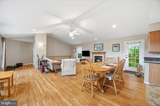45 CARTER LN, Harpers Ferry, WV 25425