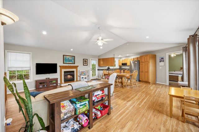 45 CARTER LN, Harpers Ferry, WV 25425