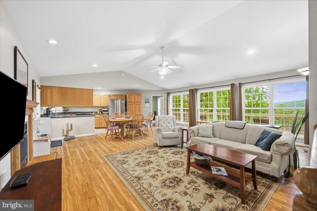 45 CARTER LN, Harpers Ferry, WV 25425