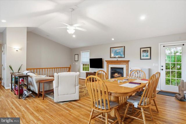 45 CARTER LN, Harpers Ferry, WV 25425