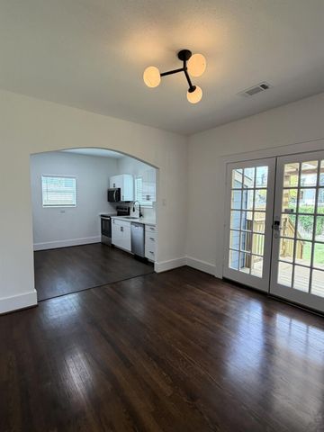 1968 W Mckinney Street, Houston, TX 77019