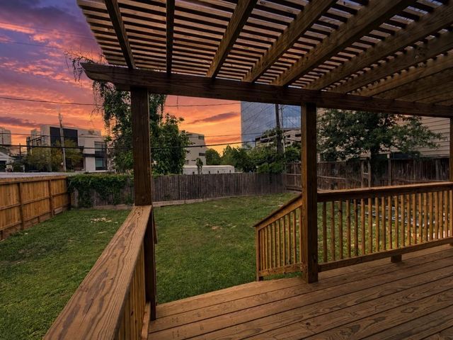 1968 W Mckinney Street, Houston, TX 77019