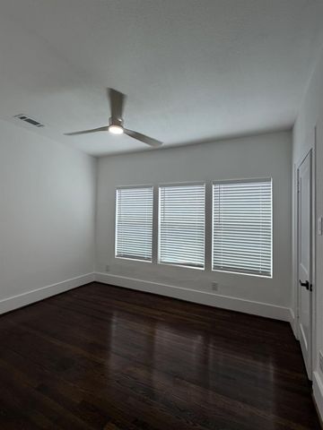 1968 W Mckinney Street, Houston, TX 77019