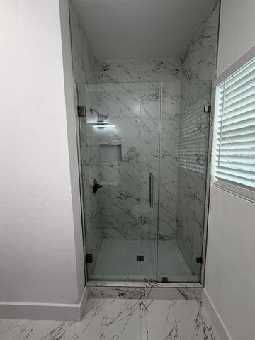 1968 W Mckinney Street, Houston, TX 77019