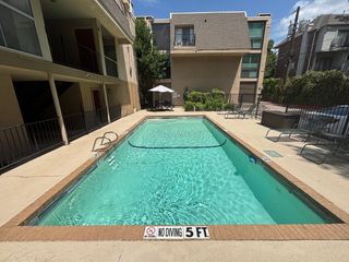 4044 Buena Vista Street 111, Dallas, TX 75204