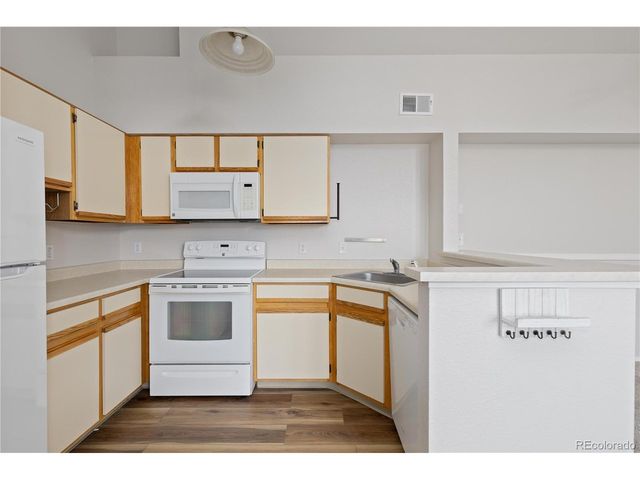 4760 S Wadsworth Blvd E301, Littleton, CO 80123