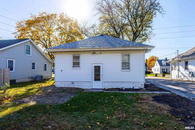 3117 25TH Avenue, Rock Island, IL 61201