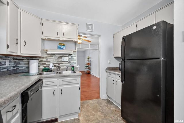 3117 25TH Avenue, Rock Island, IL 61201