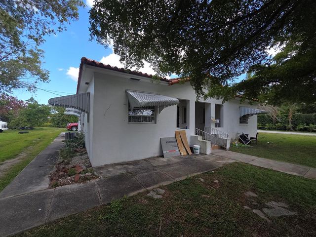 145 SW 3rd Avenue, Florida City, FL 33034