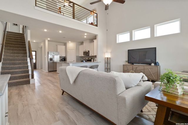 8936 Hazel Birch, Elmendorf, TX 78112