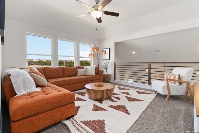 8936 Hazel Birch, Elmendorf, TX 78112