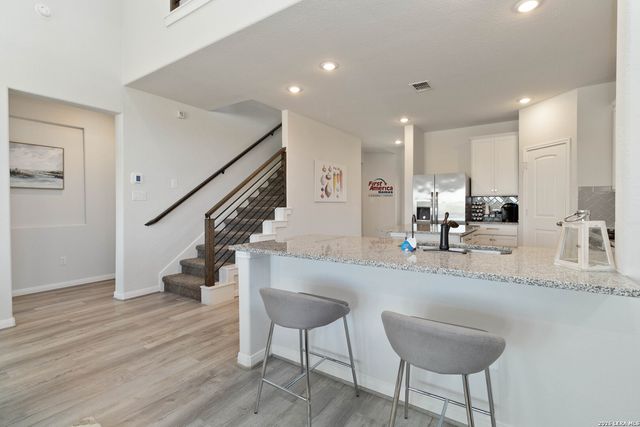 8936 Hazel Birch, Elmendorf, TX 78112