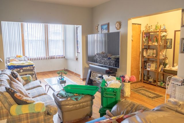 2100 S 50th Avenue, Cicero, IL 60804