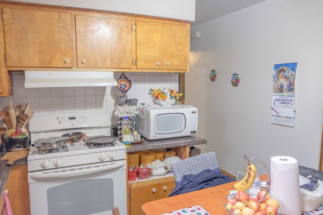 2100 S 50th Avenue, Cicero, IL 60804