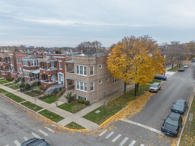 2100 S 50th Avenue, Cicero, IL 60804