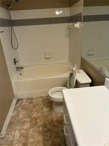 5618 PINNACLE HEIGHTS CIRCLE 312, Tampa, FL 33624