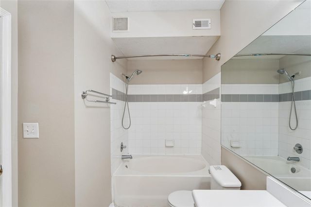 5618 PINNACLE HEIGHTS CIRCLE 312, Tampa, FL 33624