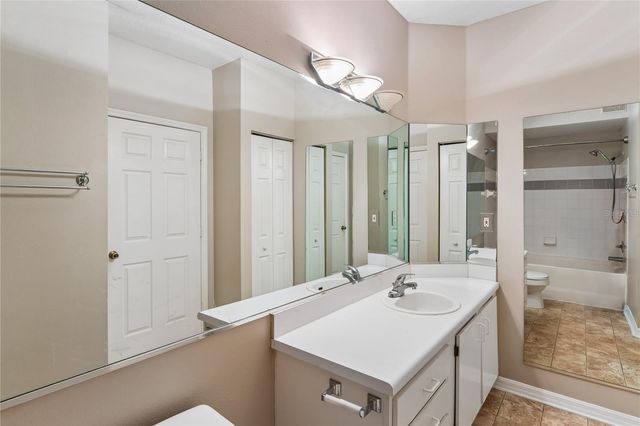 5618 PINNACLE HEIGHTS CIRCLE 312, Tampa, FL 33624