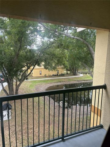 5618 PINNACLE HEIGHTS CIRCLE 312, Tampa, FL 33624