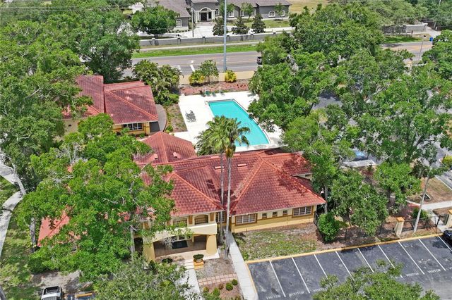 5618 PINNACLE HEIGHTS CIRCLE 312, Tampa, FL 33624