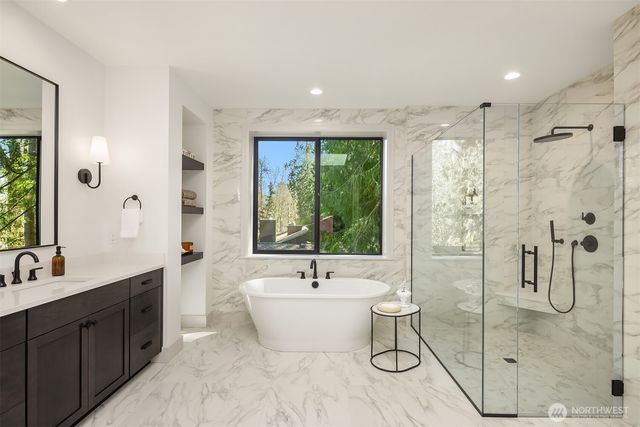 14030 NE 6th Place, Bellevue, WA 98007