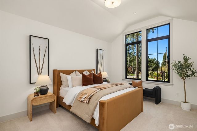 14030 NE 6th Place, Bellevue, WA 98007