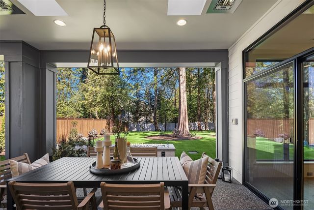 14030 NE 6th Place, Bellevue, WA 98007