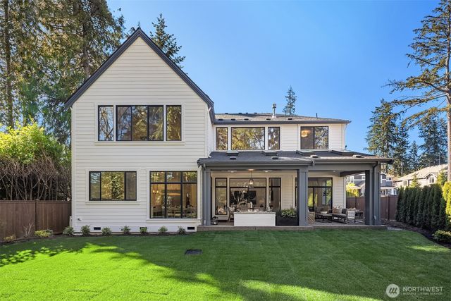14030 NE 6th Place, Bellevue, WA 98007