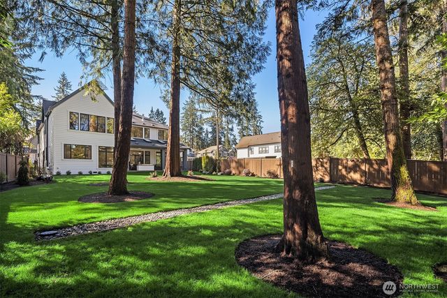 14030 NE 6th Place, Bellevue, WA 98007