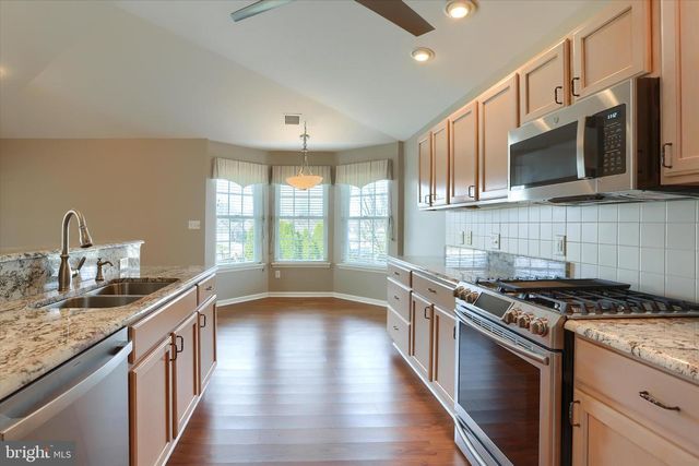 53 BURWICK DR, Mechanicsburg, PA 17050