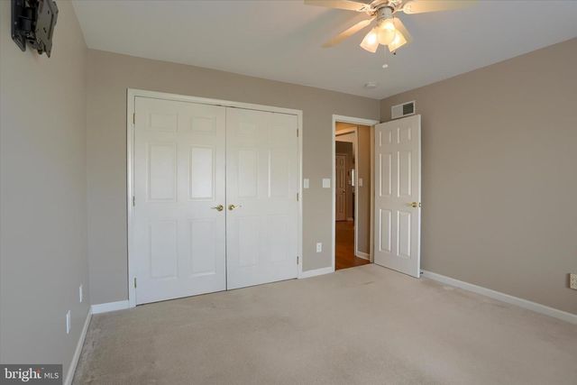 53 BURWICK DR, Mechanicsburg, PA 17050