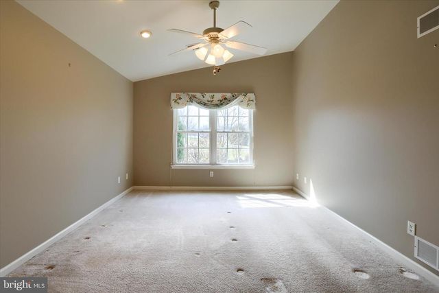 53 BURWICK DR, Mechanicsburg, PA 17050