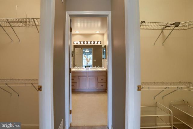 53 BURWICK DR, Mechanicsburg, PA 17050