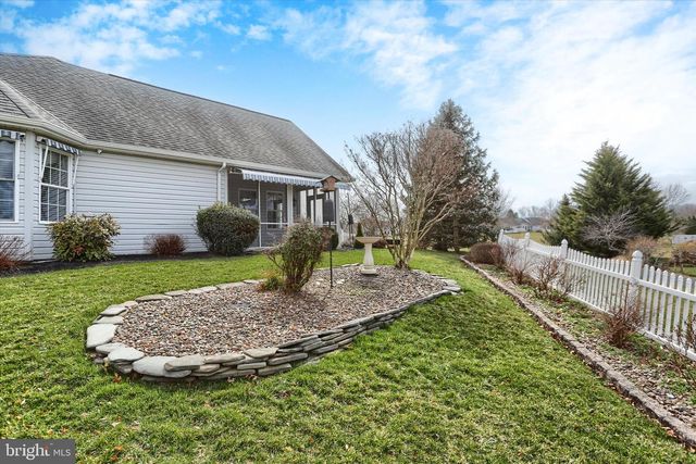 53 BURWICK DR, Mechanicsburg, PA 17050