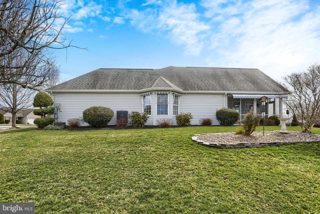 53 BURWICK DR, Mechanicsburg, PA 17050