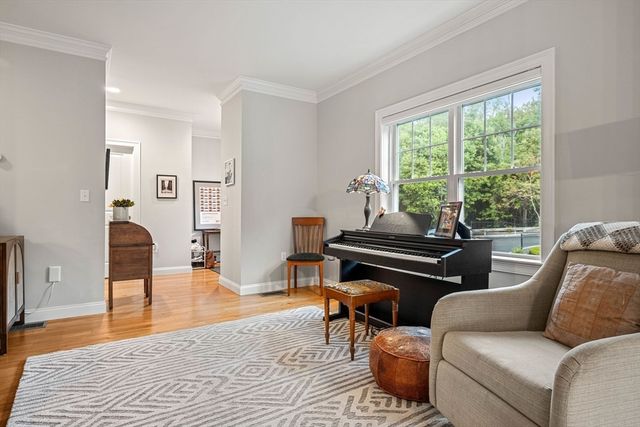 2 Summer Hill Cir 2, Arlington, MA 02474