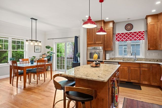 2 Summer Hill Cir 2, Arlington, MA 02474