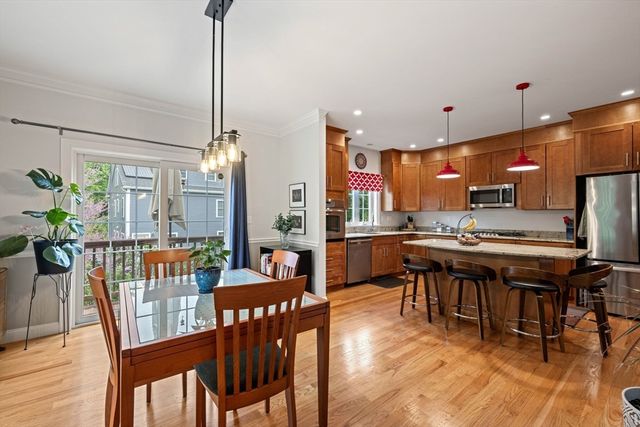 2 Summer Hill Cir 2, Arlington, MA 02474