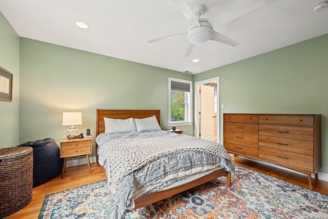 2 Summer Hill Cir 2, Arlington, MA 02474