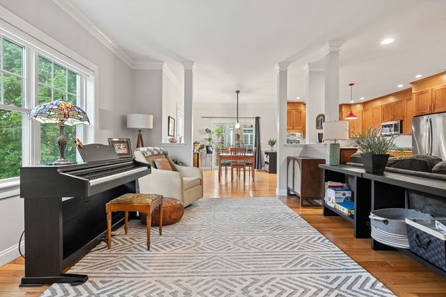 2 Summer Hill Cir 2, Arlington, MA 02474