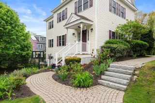 2 Summer Hill Cir 2, Arlington, MA 02474