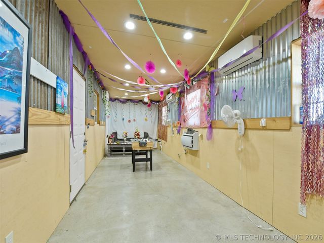 17506 US Hwy 77, Springer, OK 73458