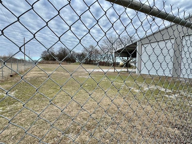 17506 US Hwy 77, Springer, OK 73458